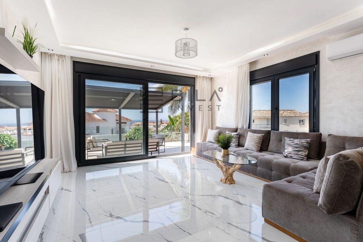Chalet for Sale in Mijas