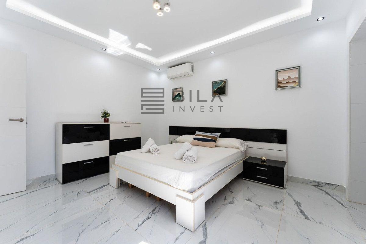 Chalet for Sale in Mijas