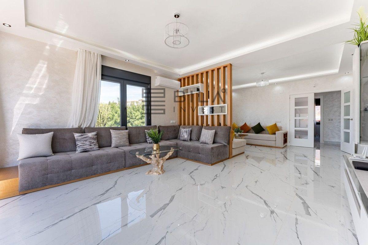Chalet for Sale in Mijas
