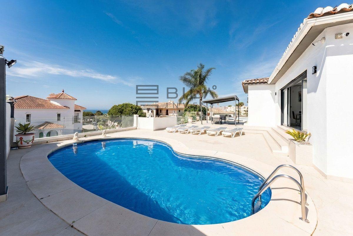 Chalet for Sale in Mijas
