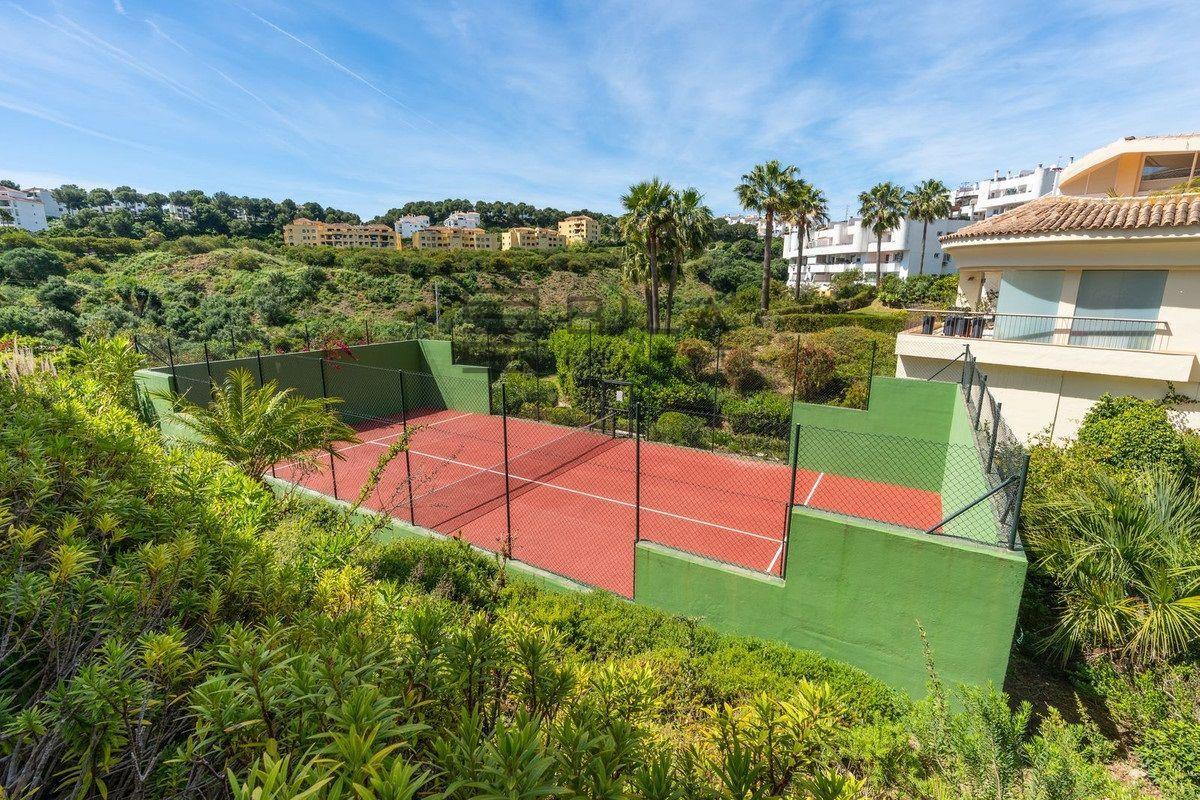 Flat for Sale in Mijas
