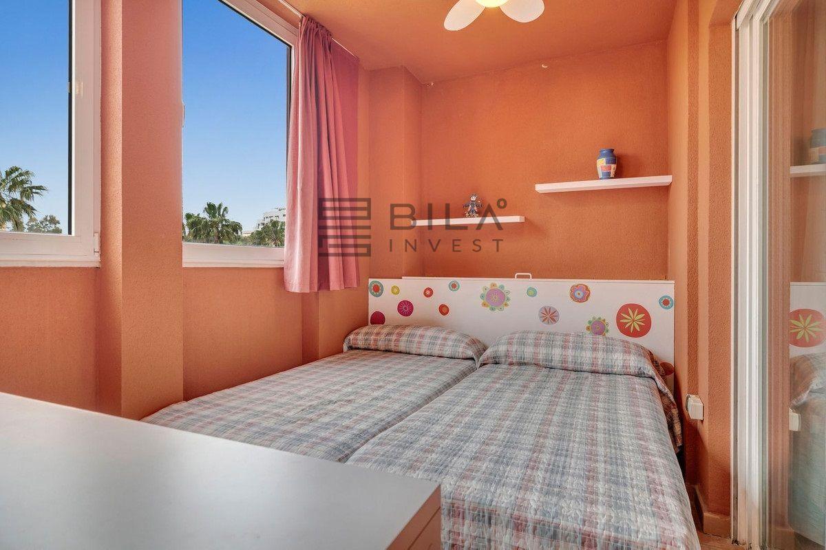 Flat for Sale in Benalmádena