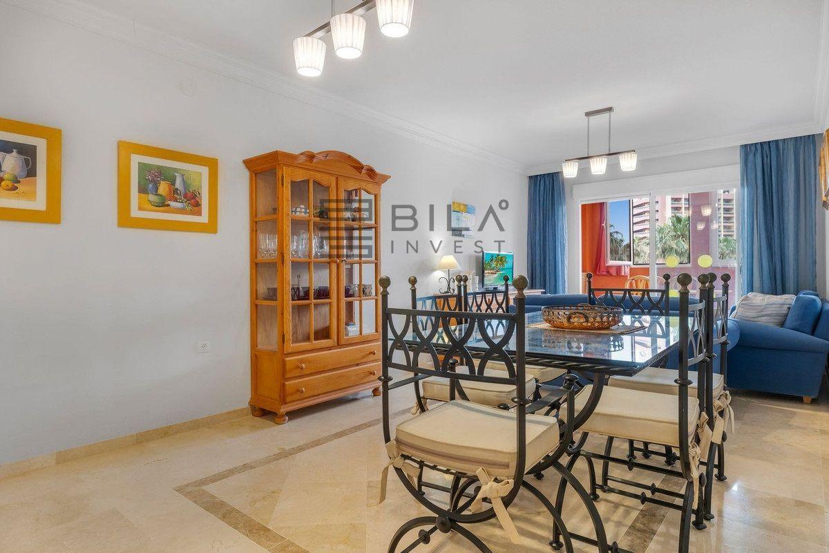 Flat for Sale in Benalmádena