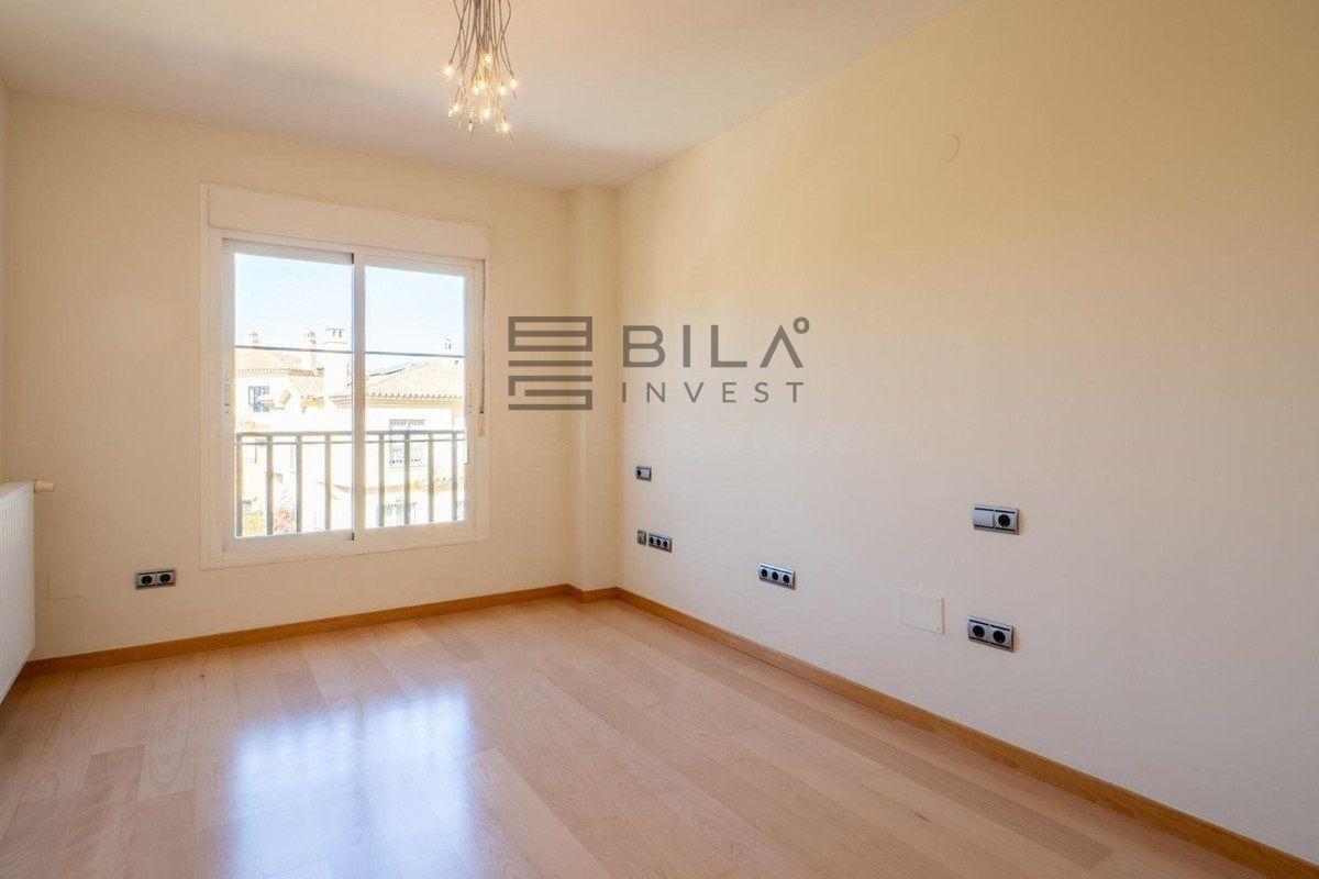 Chalet for Sale in Fuengirola