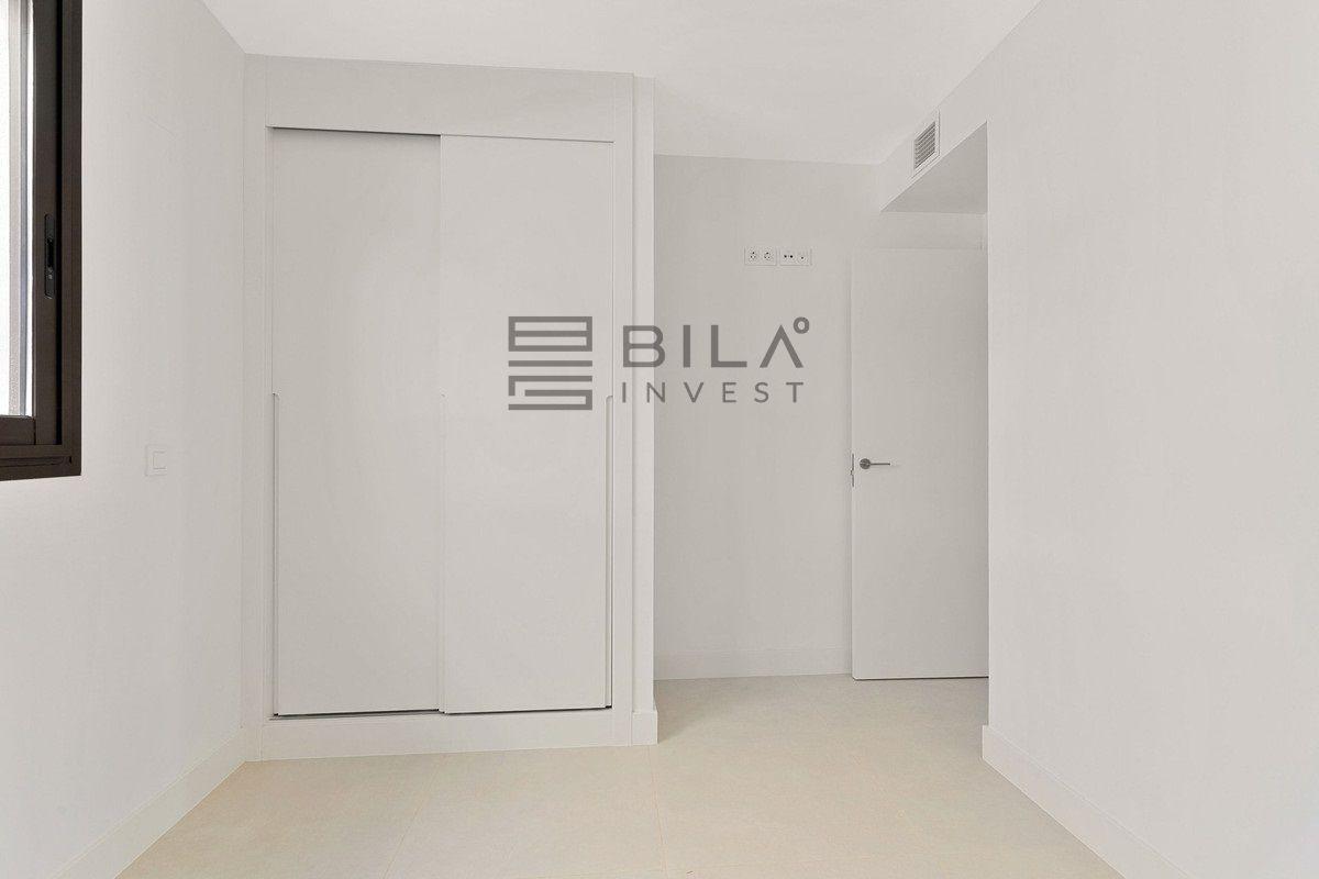 Flat for Sale in Fuengirola