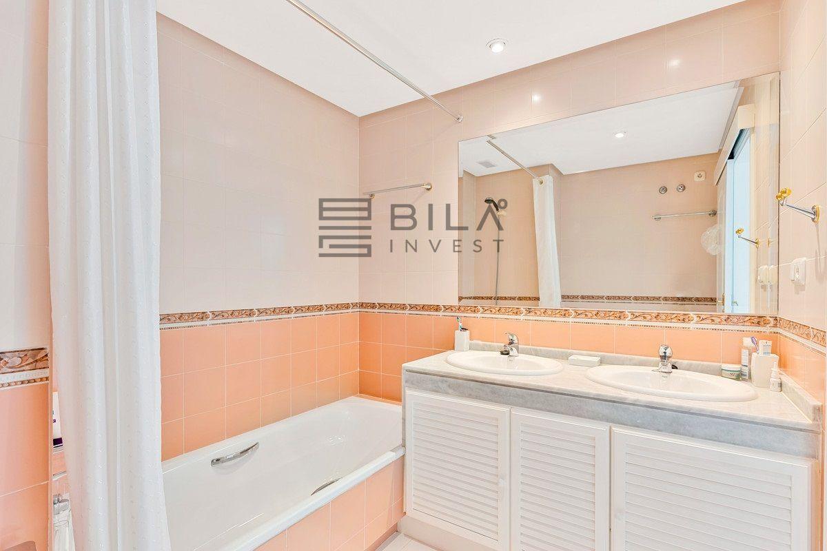 Flat for Sale in Mijas