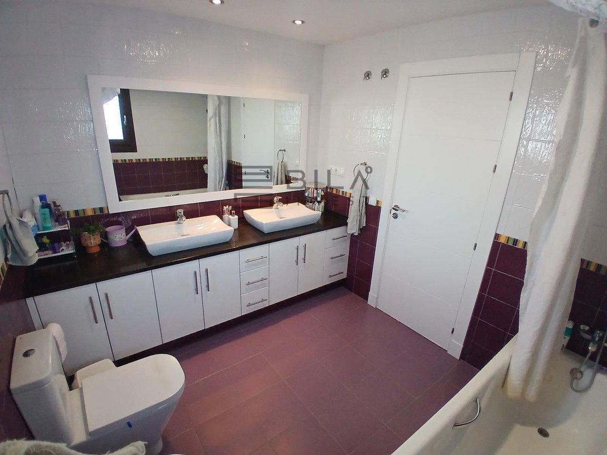 Chalet for Sale in Fuengirola
