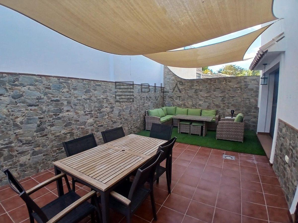 Chalet for Sale in Fuengirola