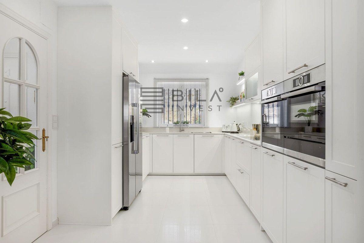 Chalet for Sale in Mijas