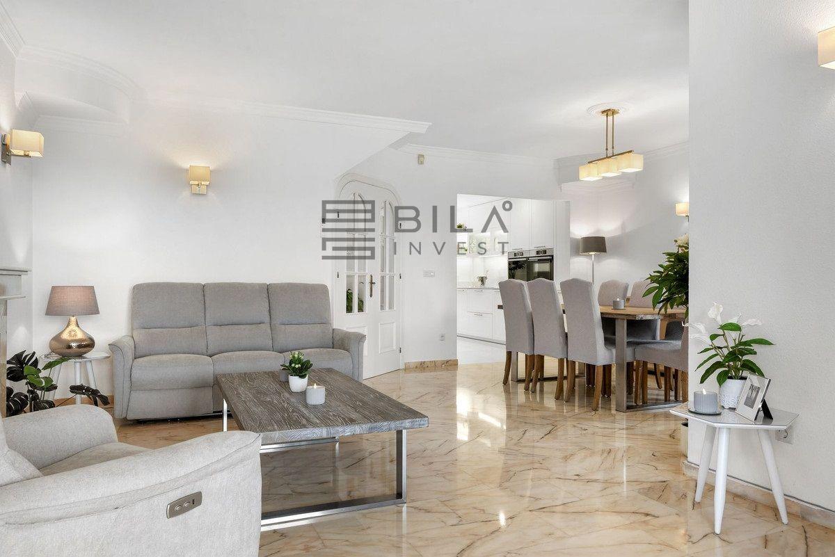 Chalet for Sale in Mijas