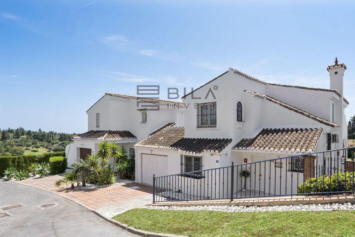 Chalet for Sale in Mijas