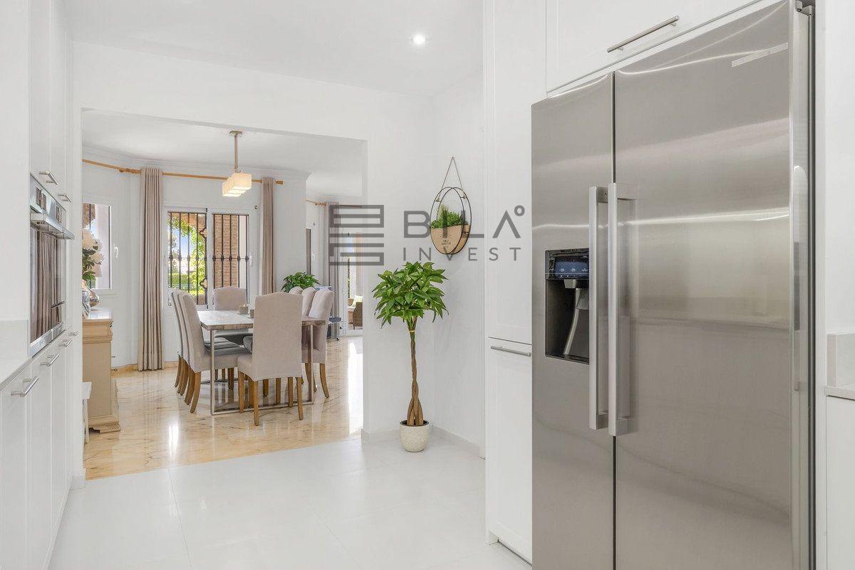 Chalet for Sale in Mijas
