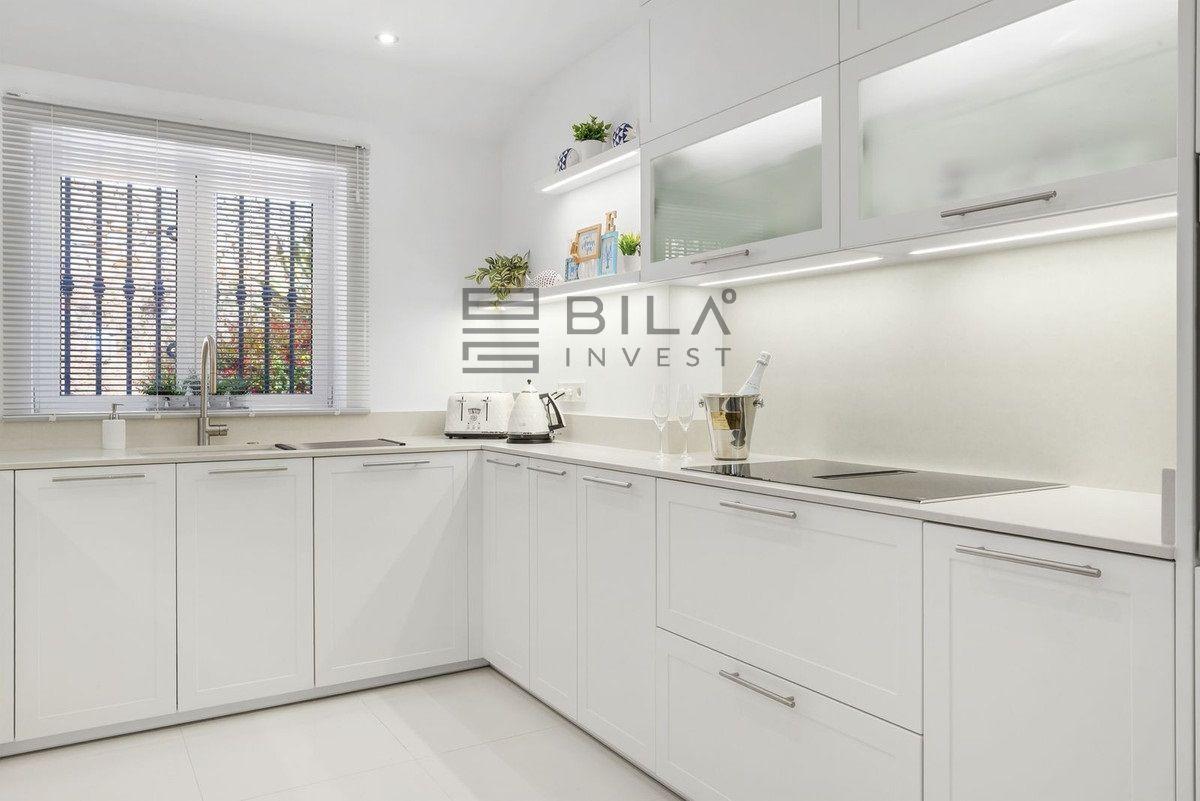 Chalet for Sale in Mijas