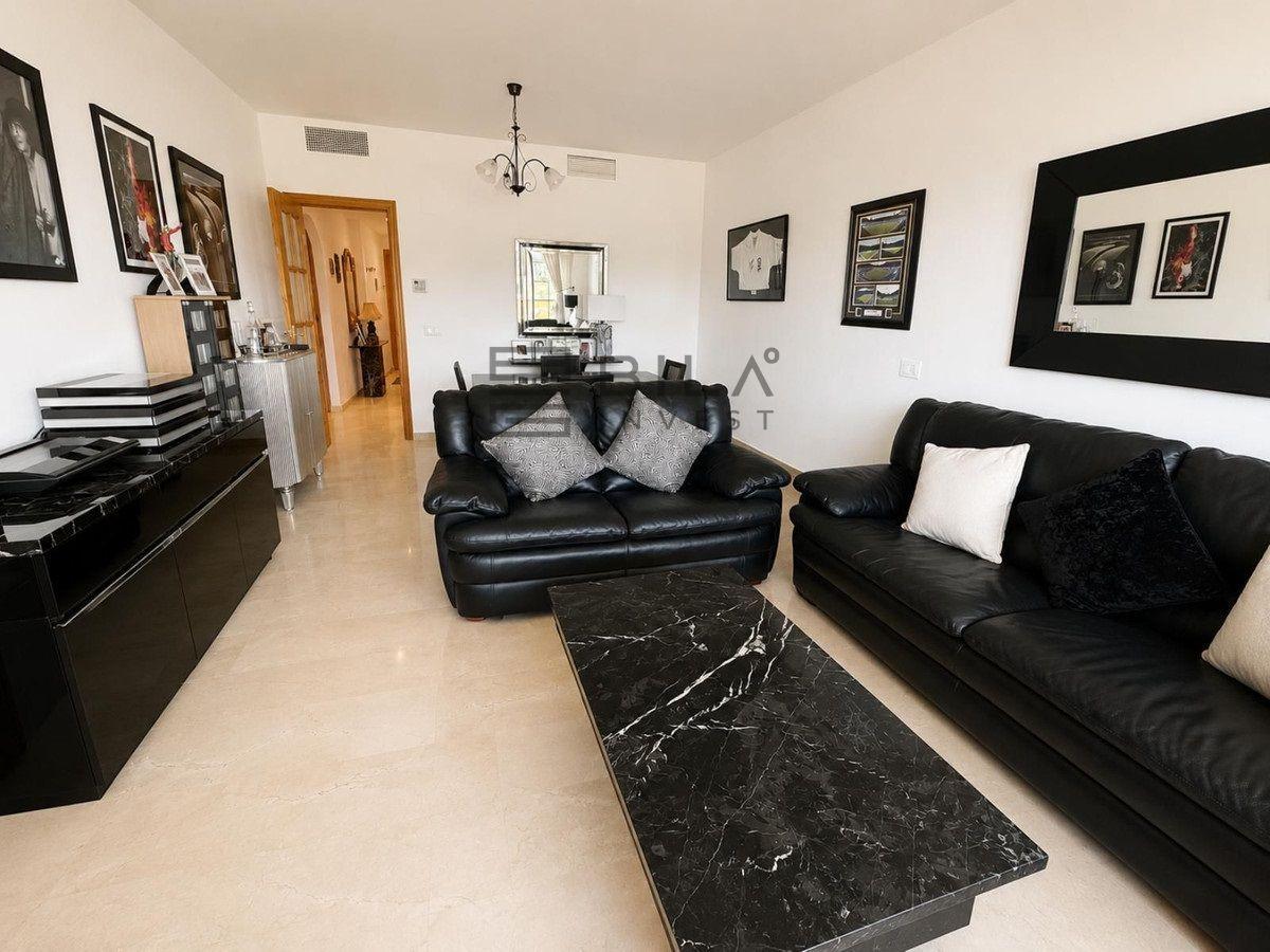 Flat for Sale in Mijas