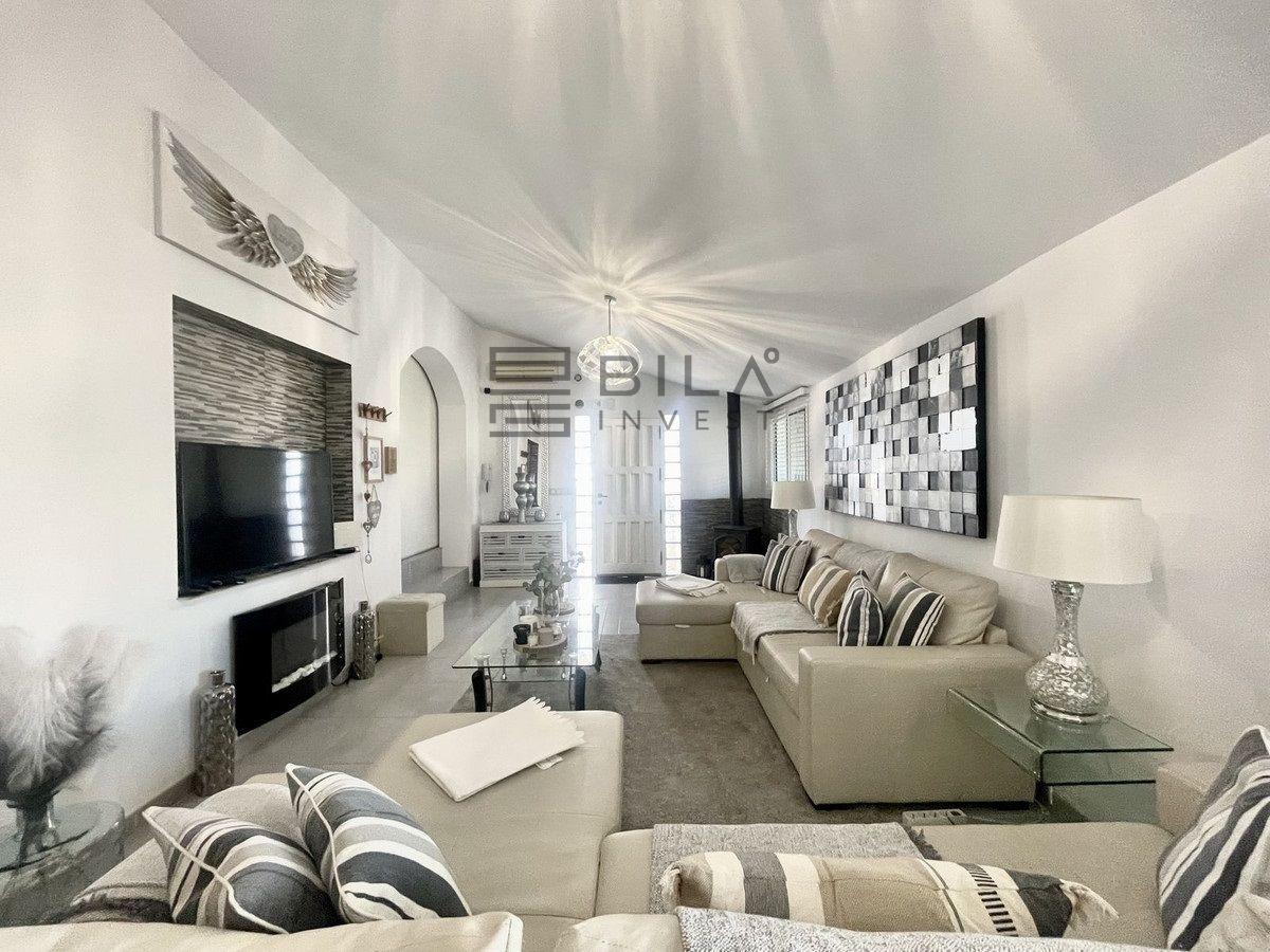 Chalet for Sale in Mijas