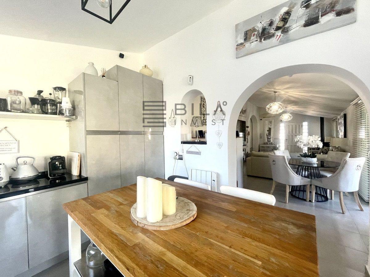 Chalet for Sale in Mijas