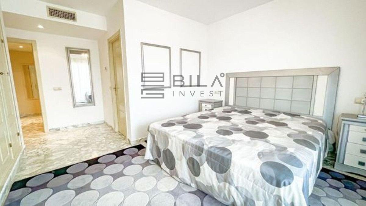 Flat for Sale in Mijas