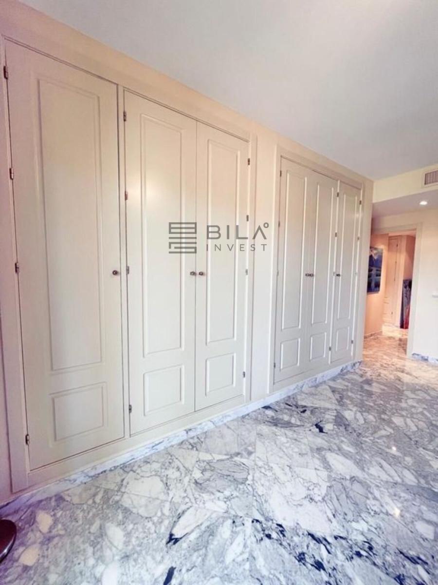 Flat for Sale in Mijas