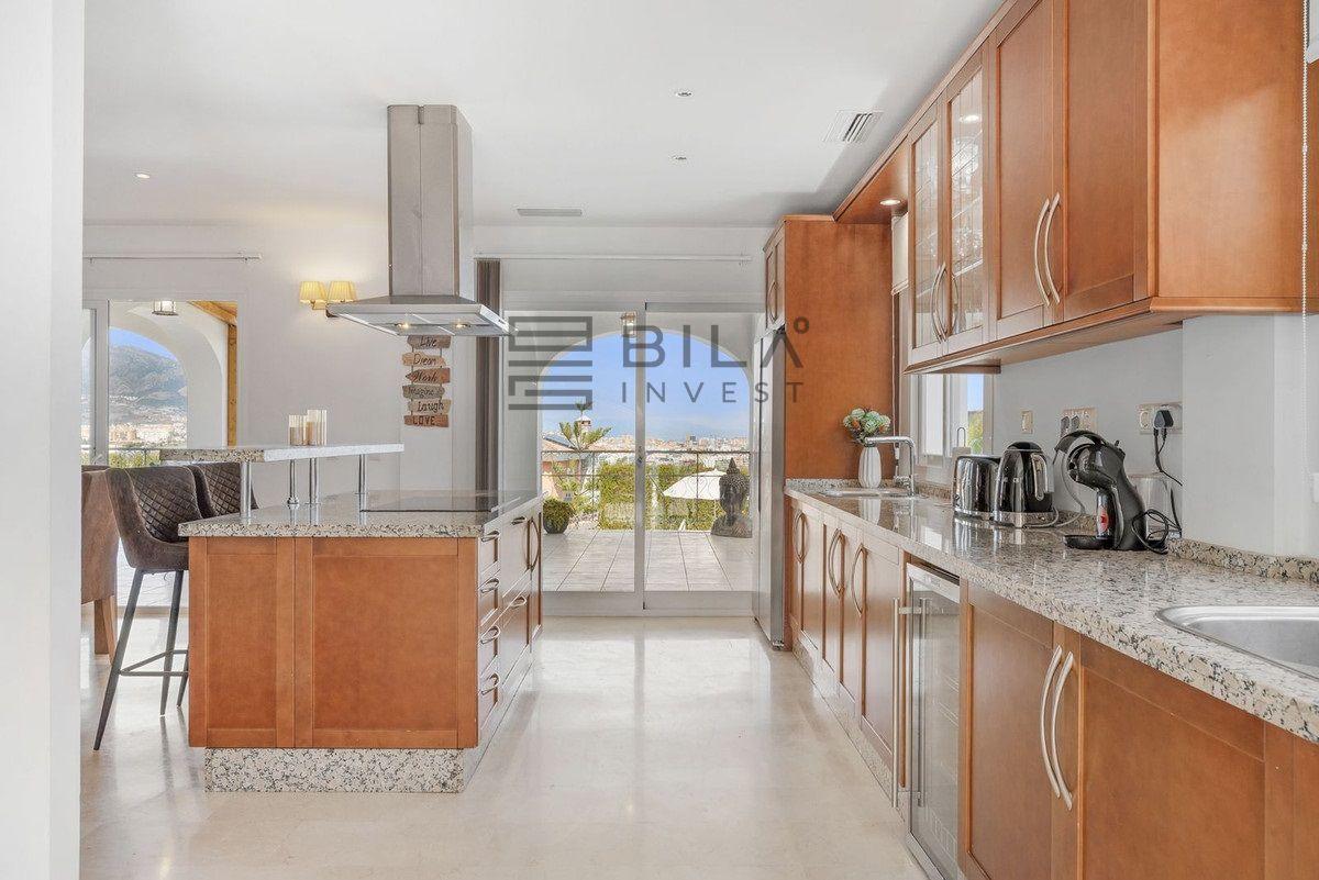 Chalet for Sale in Mijas