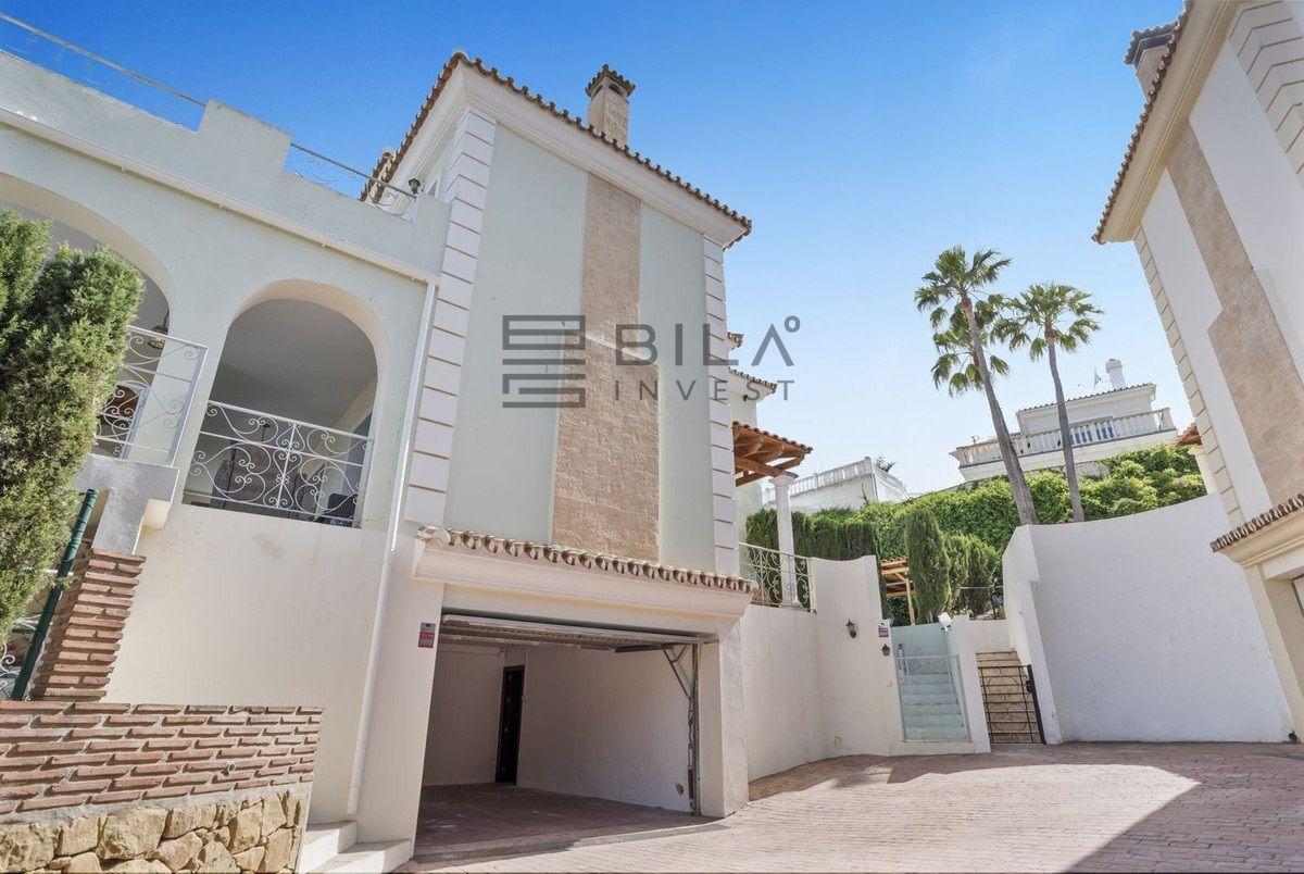 Chalet for Sale in Mijas