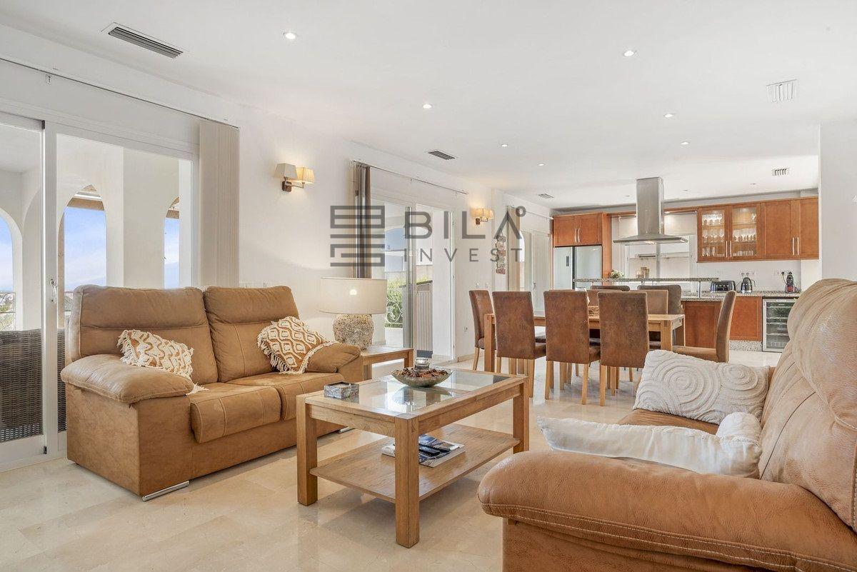Chalet for Sale in Mijas