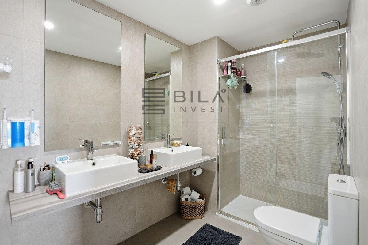 Flat for Sale in Benalmádena