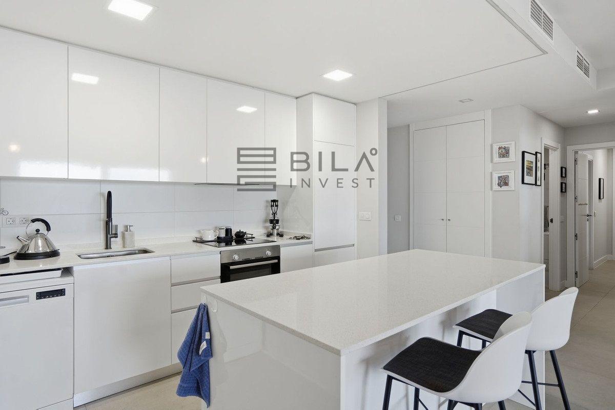Flat for Sale in Benalmádena