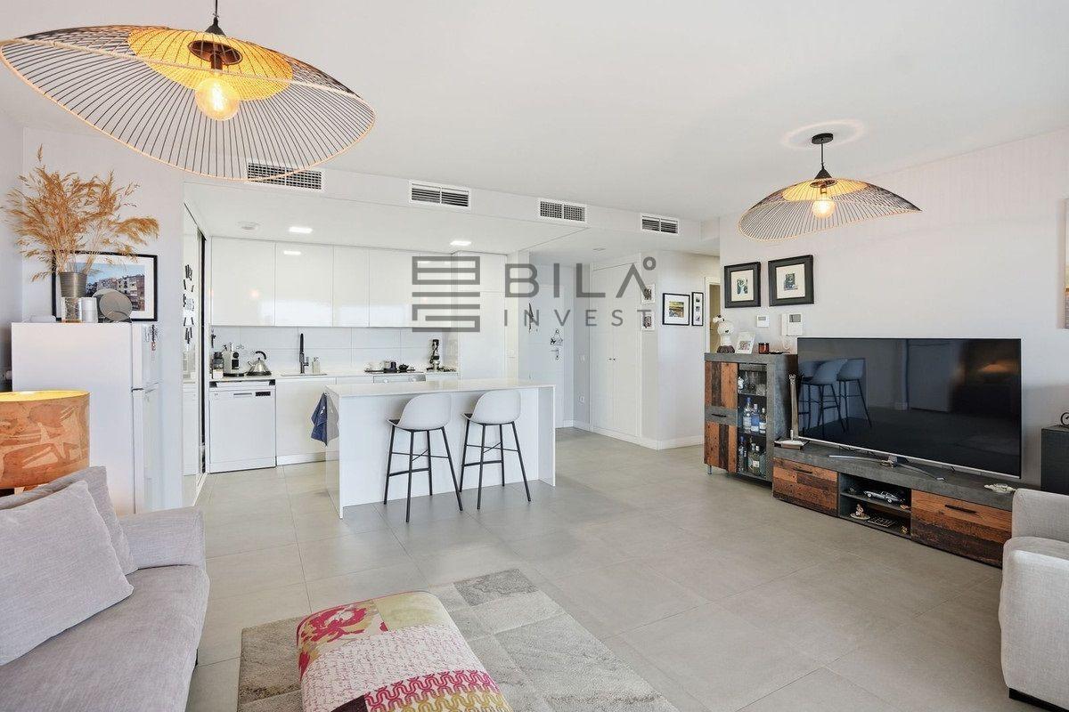 Flat for Sale in Benalmádena