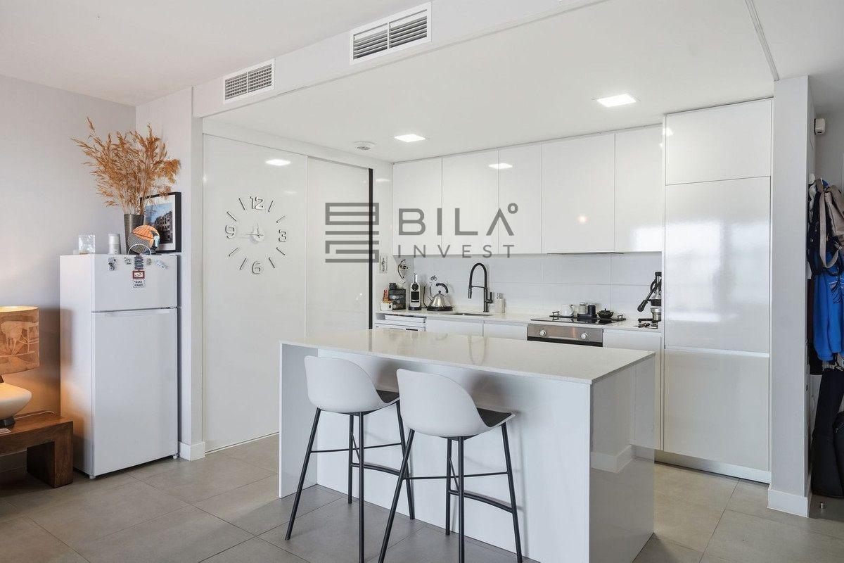 Flat for Sale in Benalmádena