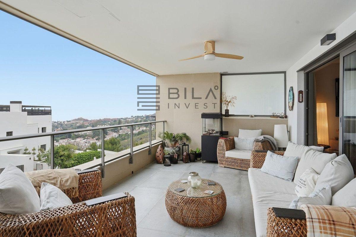 Flat for Sale in Benalmádena