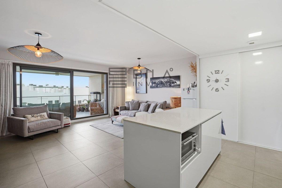 Flat for Sale in Benalmádena