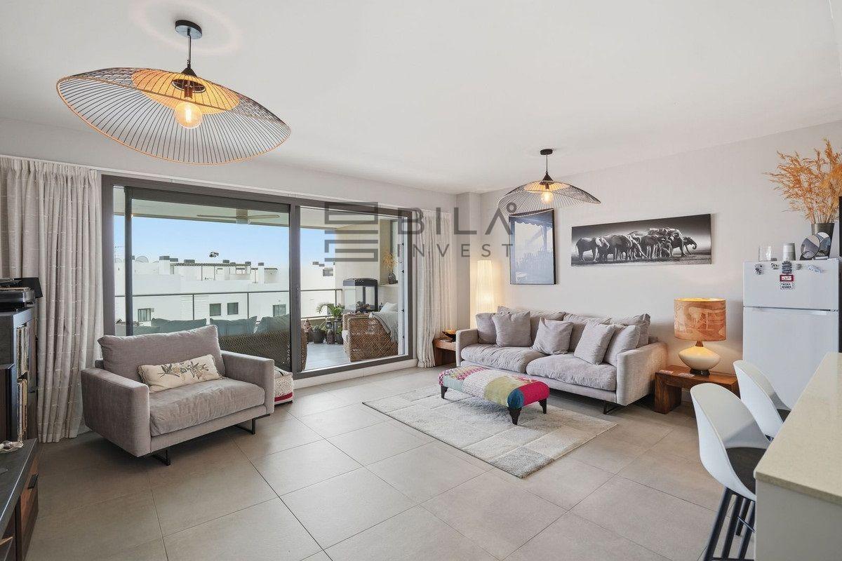 Flat for Sale in Benalmádena