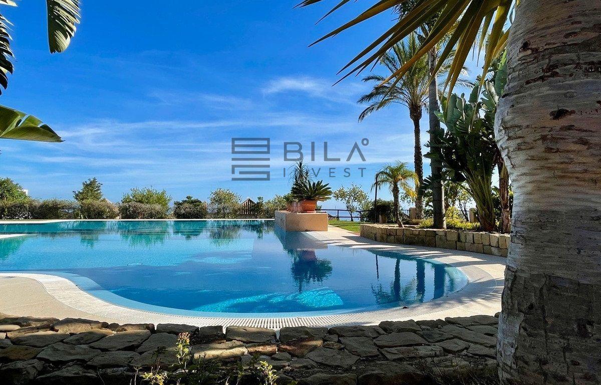 Flat for Sale in Benalmádena