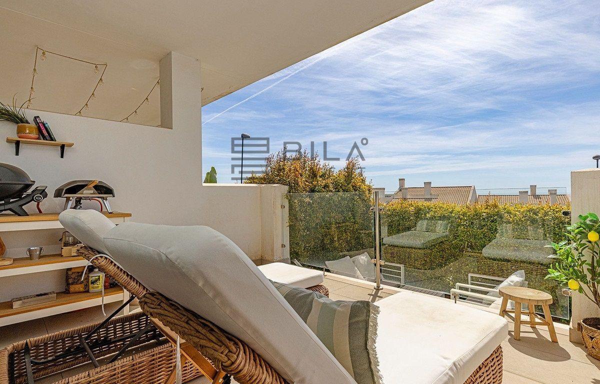 Flat for Sale in Benalmádena