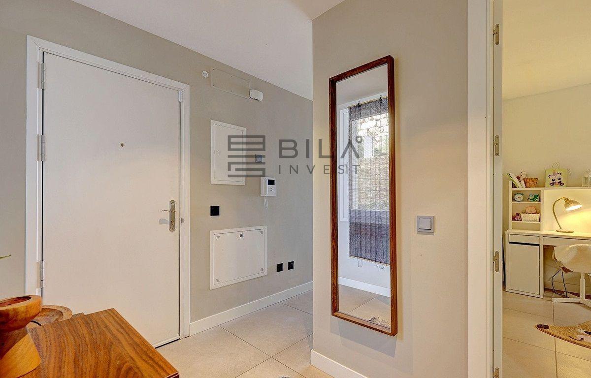 Flat for Sale in Benalmádena