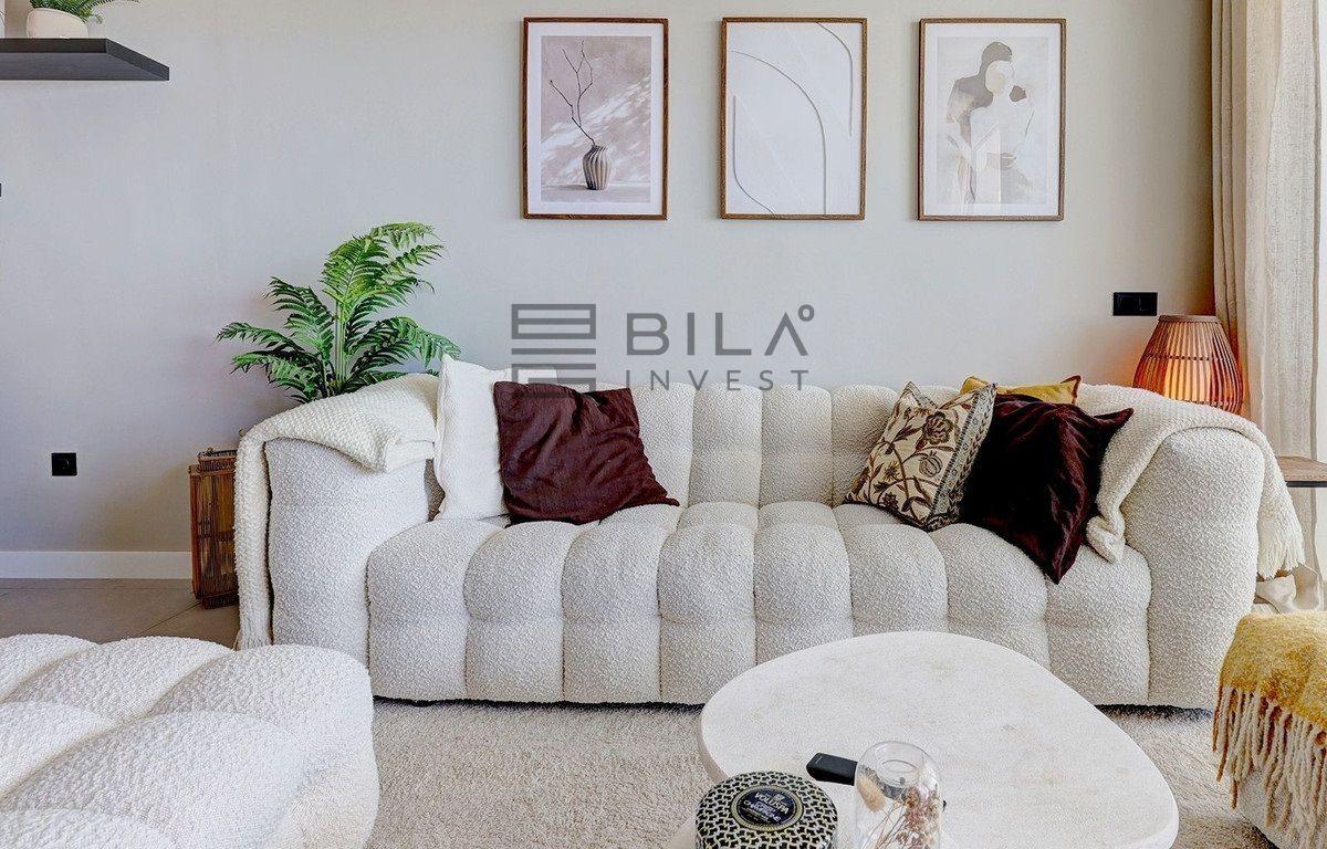 Flat for Sale in Benalmádena