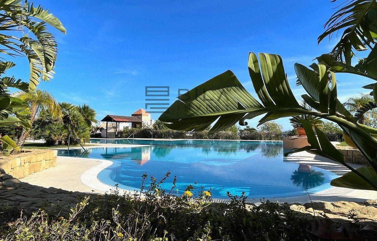 Flat for Sale in Benalmádena