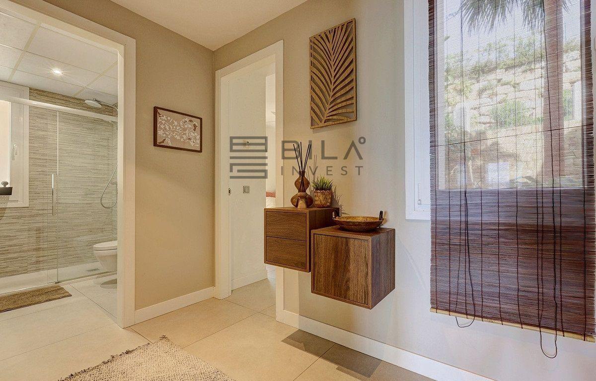Flat for Sale in Benalmádena