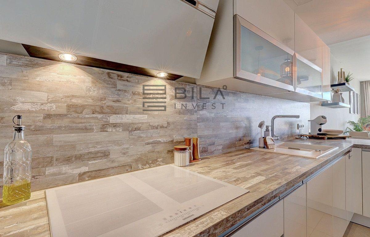 Flat for Sale in Benalmádena