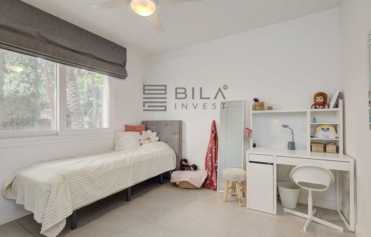 Flat for Sale in Benalmádena