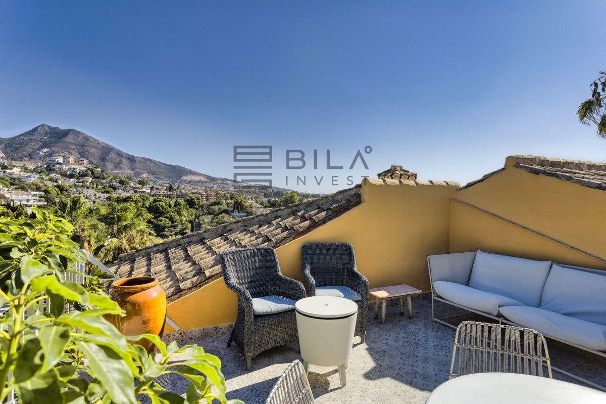 Chalet for Sale in Benalmádena