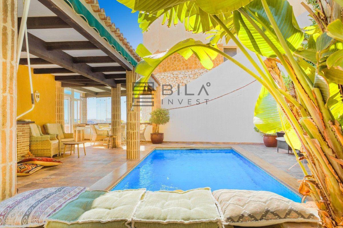 Chalet for Sale in Benalmádena