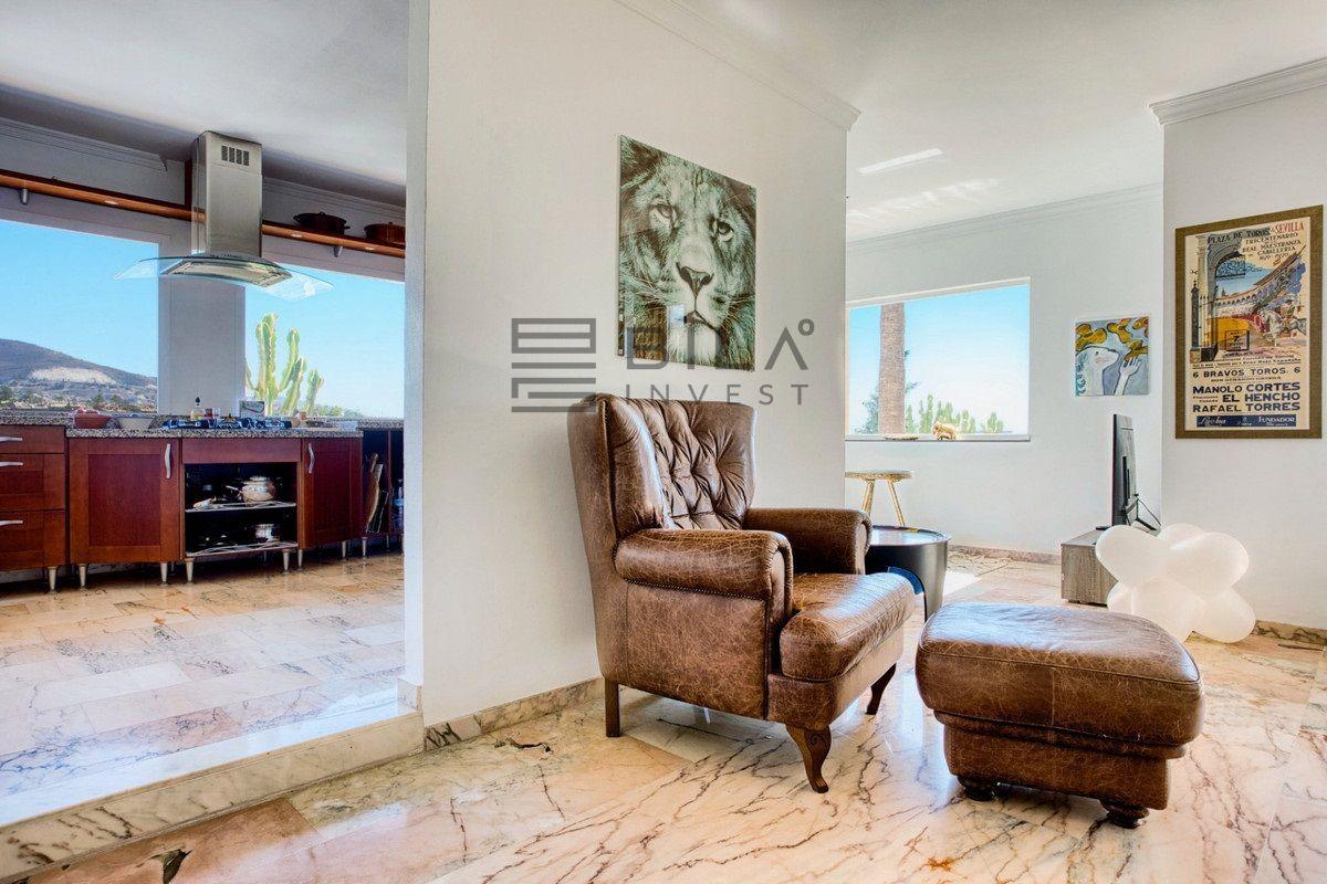 Chalet for Sale in Benalmádena