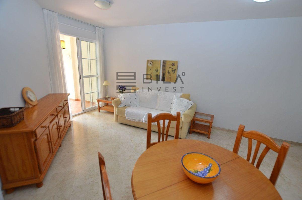 Flat for Sale in Benalmádena