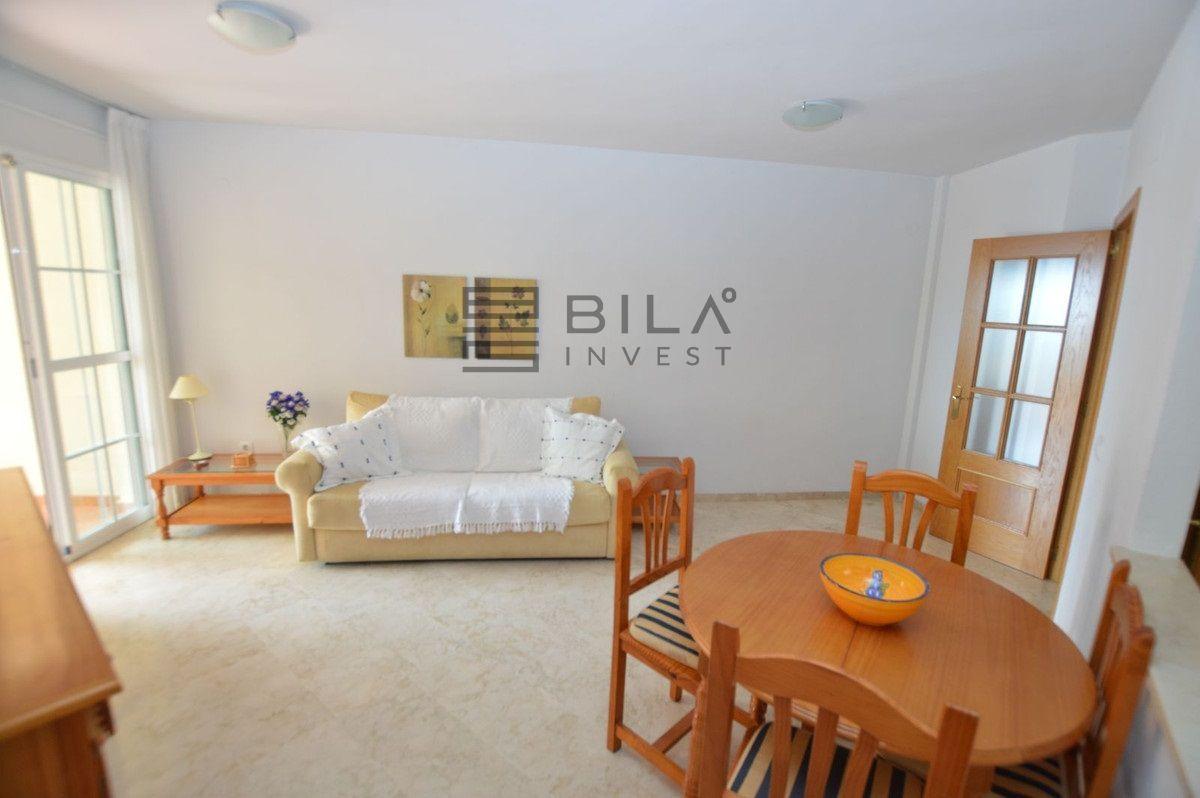 Flat for Sale in Benalmádena