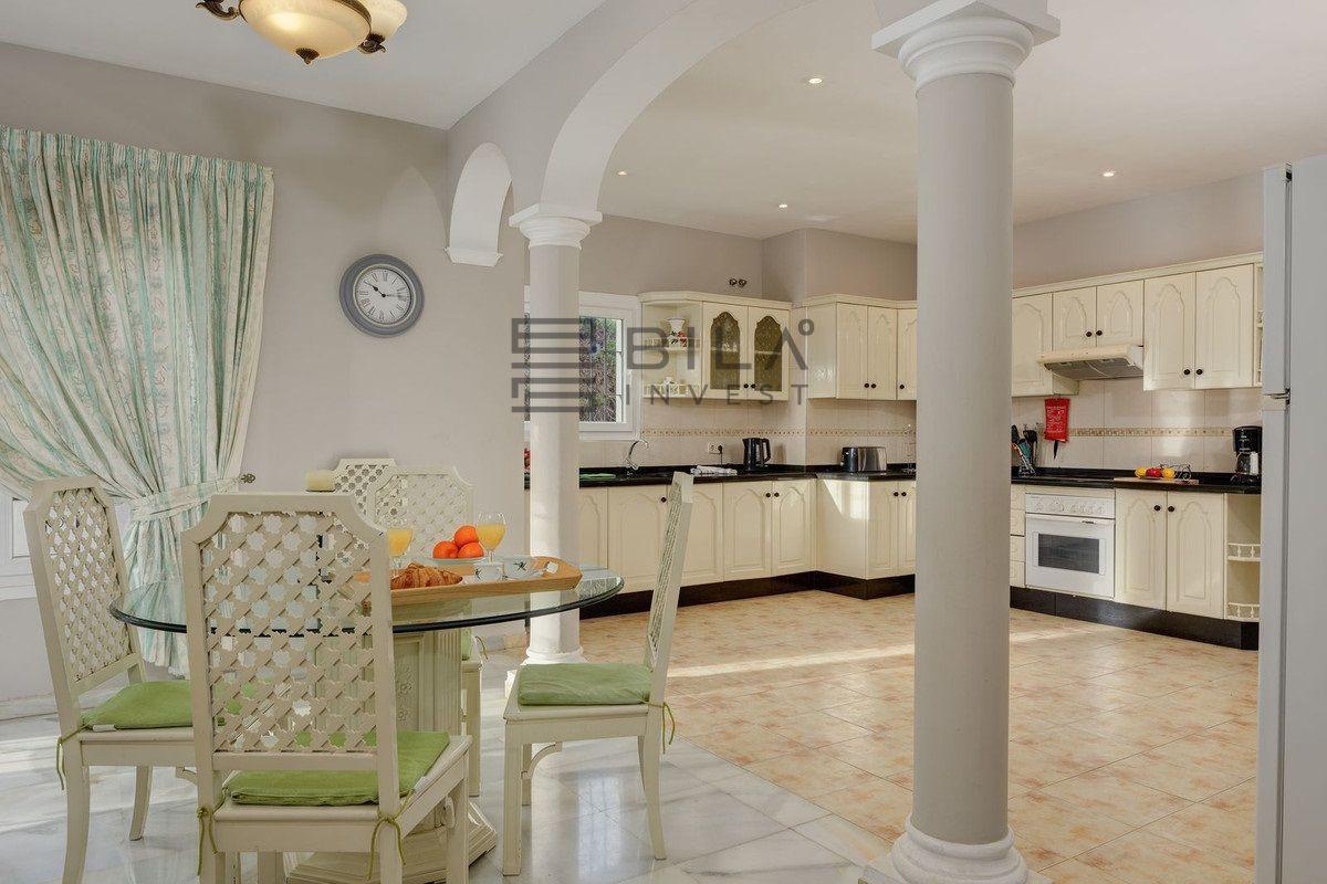 Chalet for Sale in Mijas