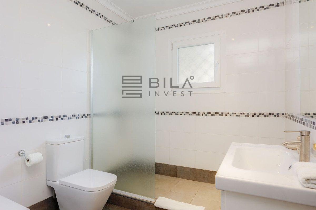 Chalet for Sale in Mijas