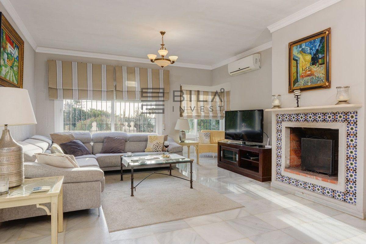 Chalet for Sale in Mijas