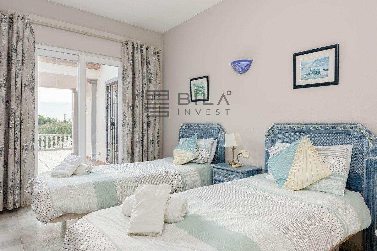 Chalet for Sale in Mijas
