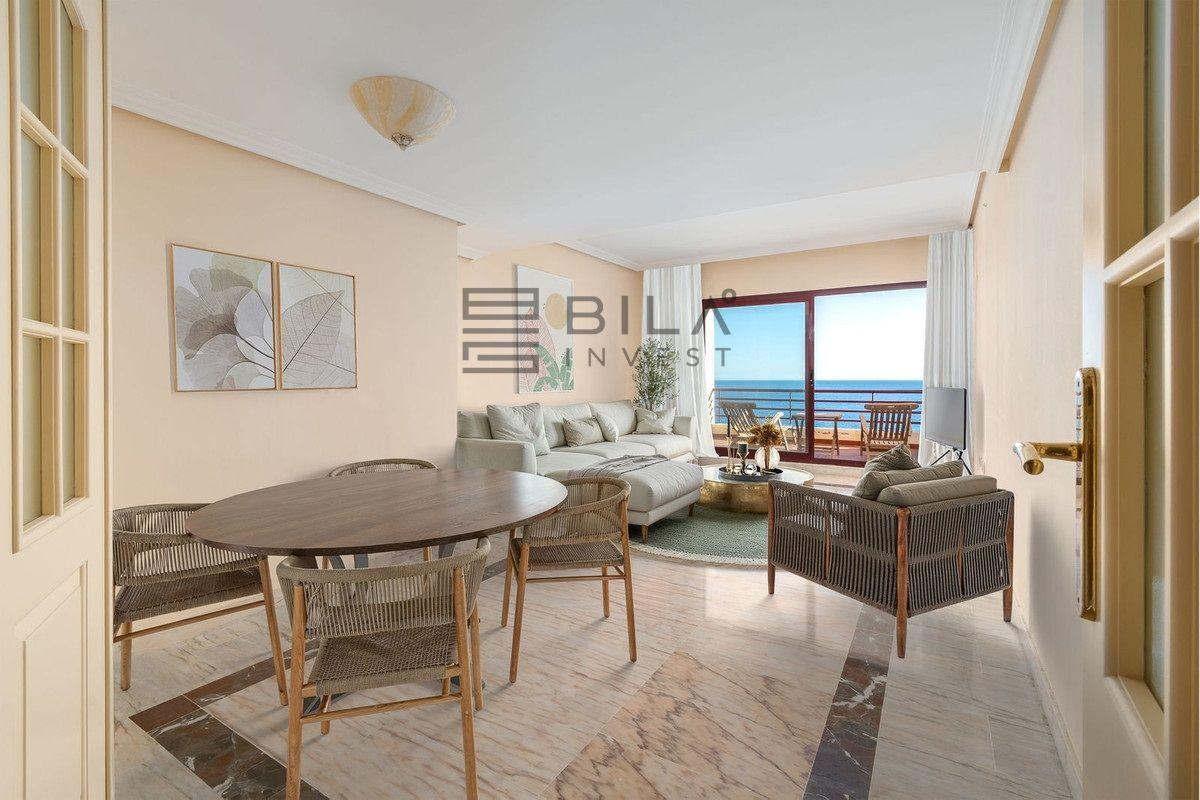 Flat for Sale in Benalmádena